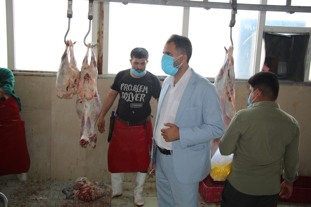 ذبح دام قربانی در قربانگاه مرکزی کمیته امداد سیستانوبلوچستان