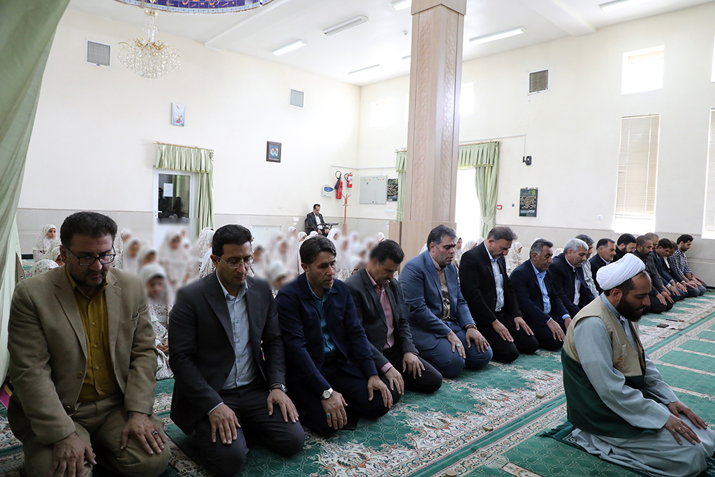جشن تکلیف ۴۱۰ "دختر ماه" در چهارمحال و بختیاری