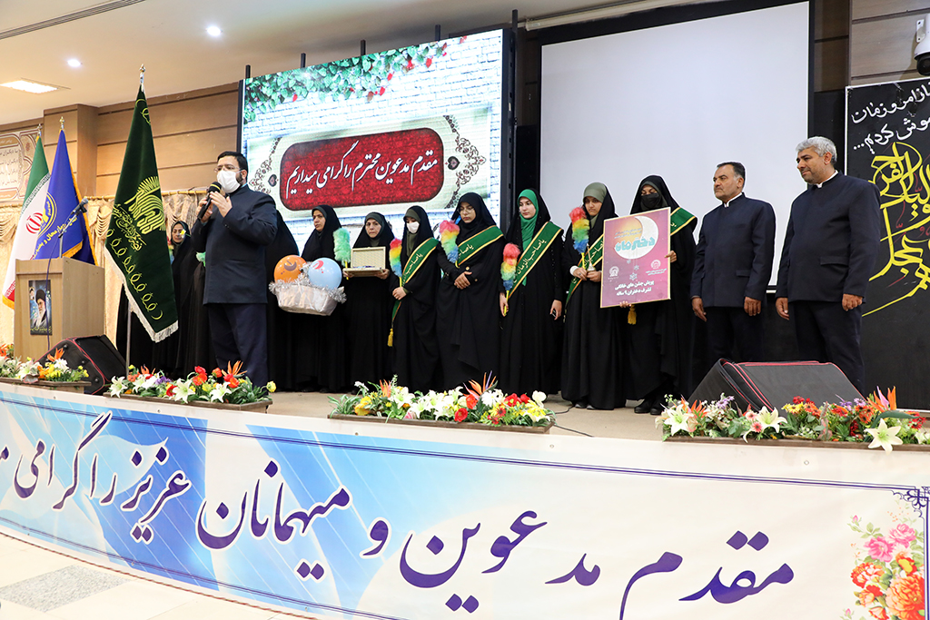 جشن تکلیف ۴۱۰ "دختر ماه" در چهارمحال و بختیاری