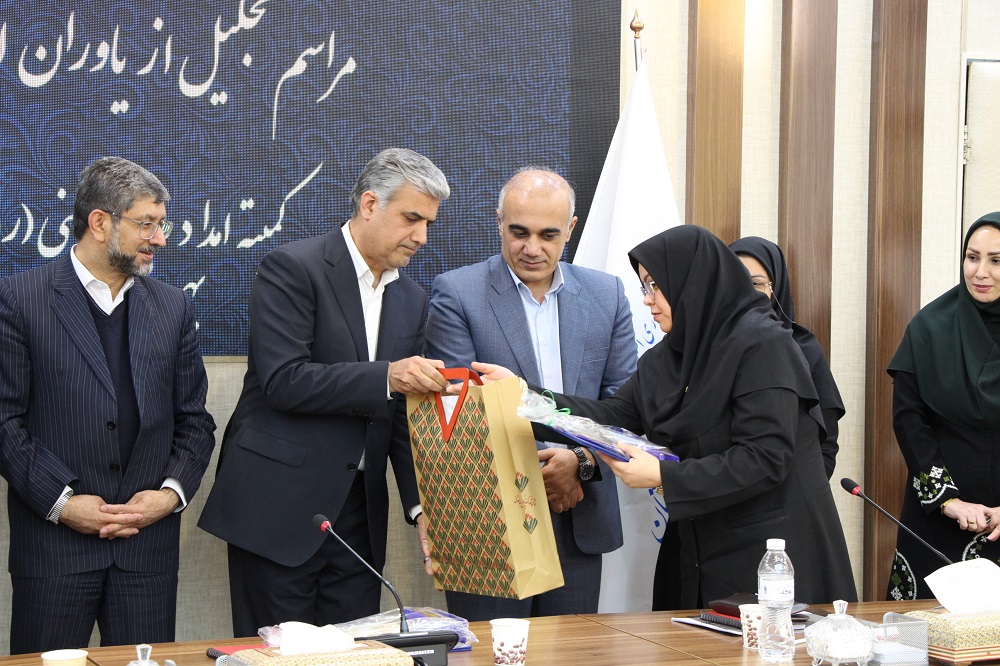 تجلیل از یاوران اشتغال سیستان و بلوچستان