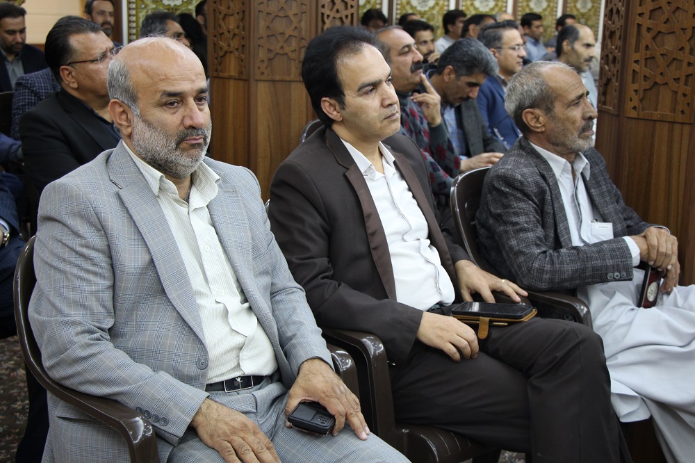 دیدار کارکنان کمیته امداد سیستان و بلوچستان با امام جمعه زاهدان