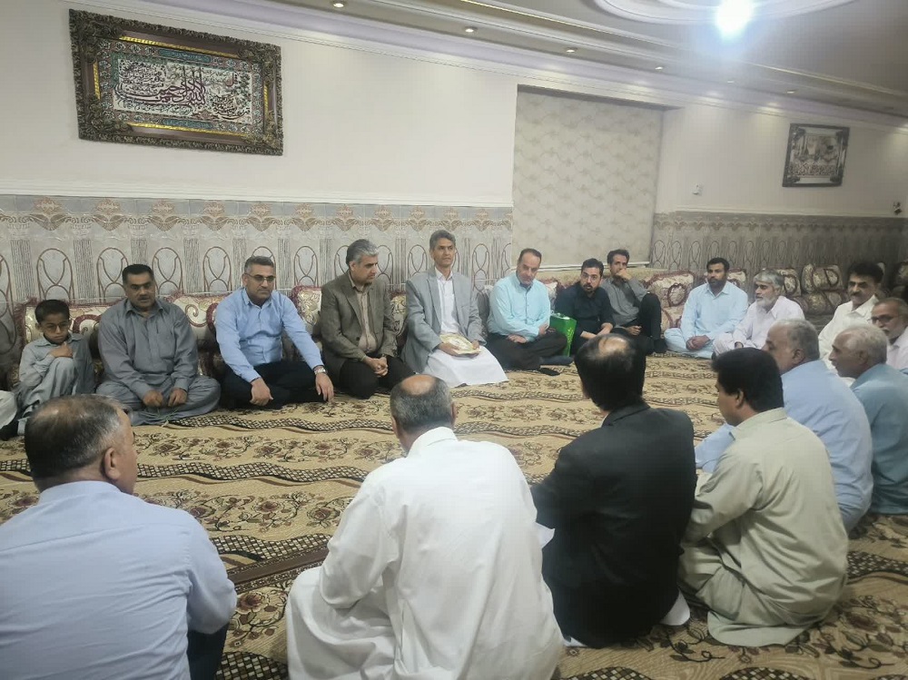 همکاران بازنشسته کمیته امداد سراوان تجلیل شدند