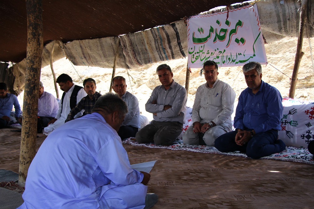 برپایی میز خدمت در روستای کلهشهتوت تفتان