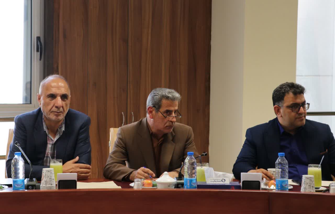 دیدار نمایندگان مردم استان مرکزی در مجلس شورای اسلامی با رئیس کمیته امداد کشور