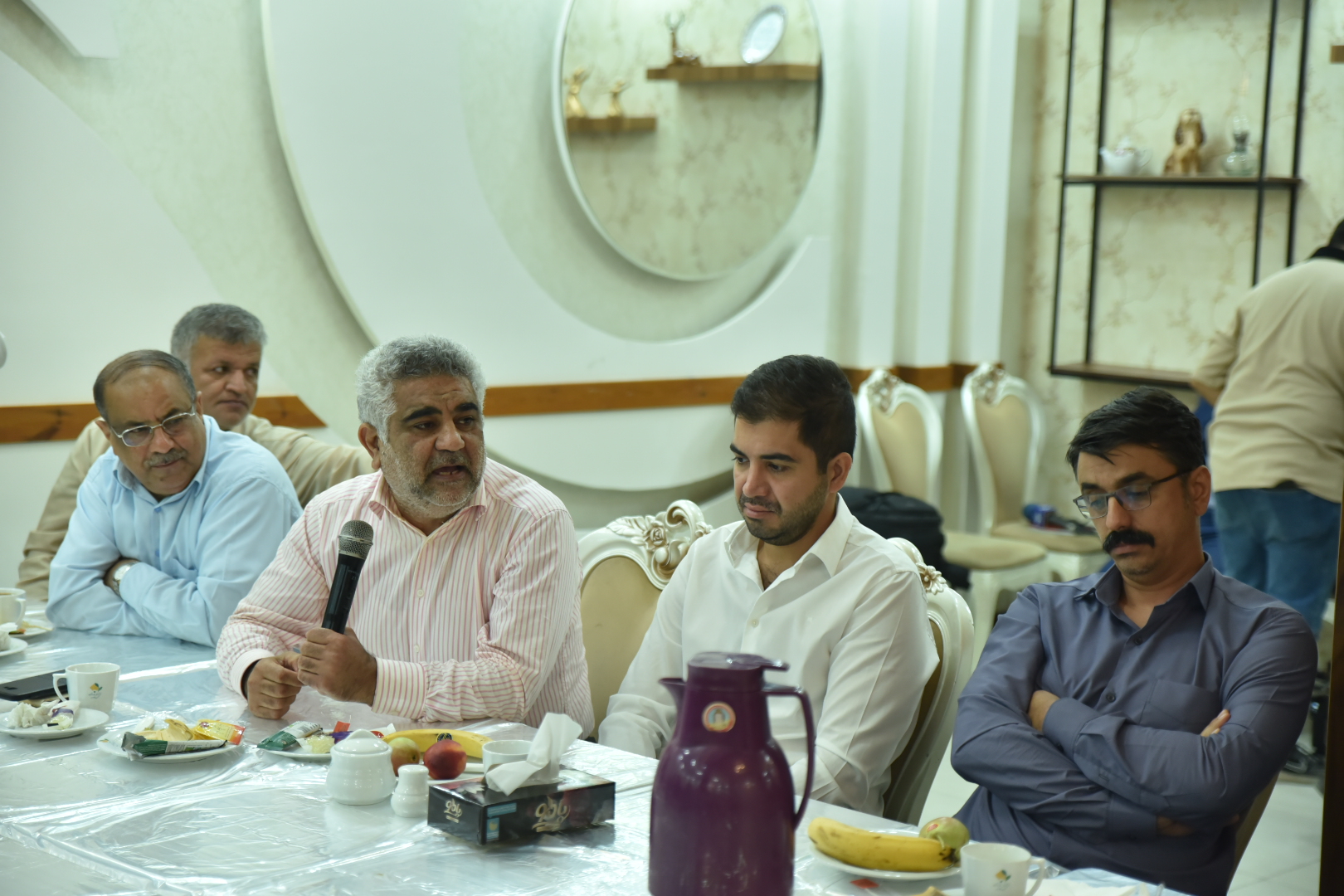 نشست هم اندیشی با جمعی از خیرین به روایت تصویر1404/06/12
