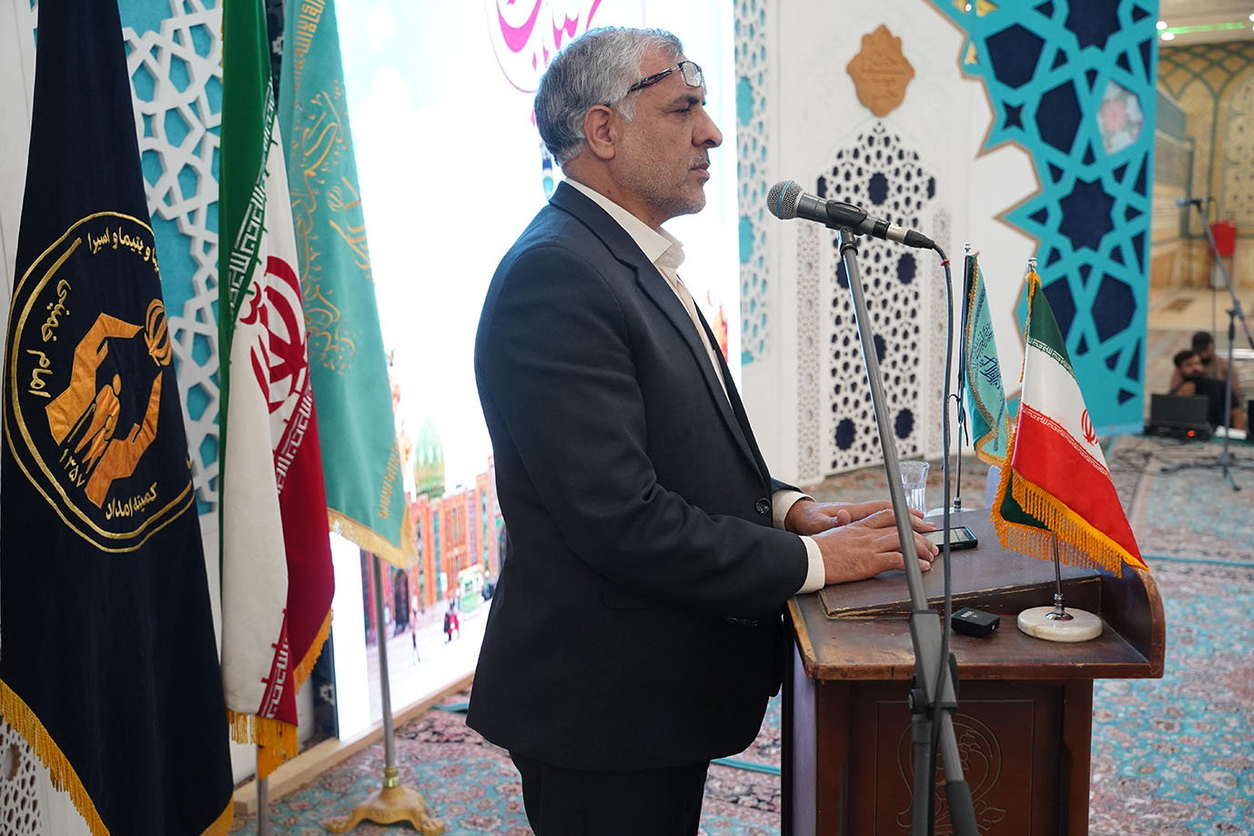 برگزاری همایش نور و کرامت