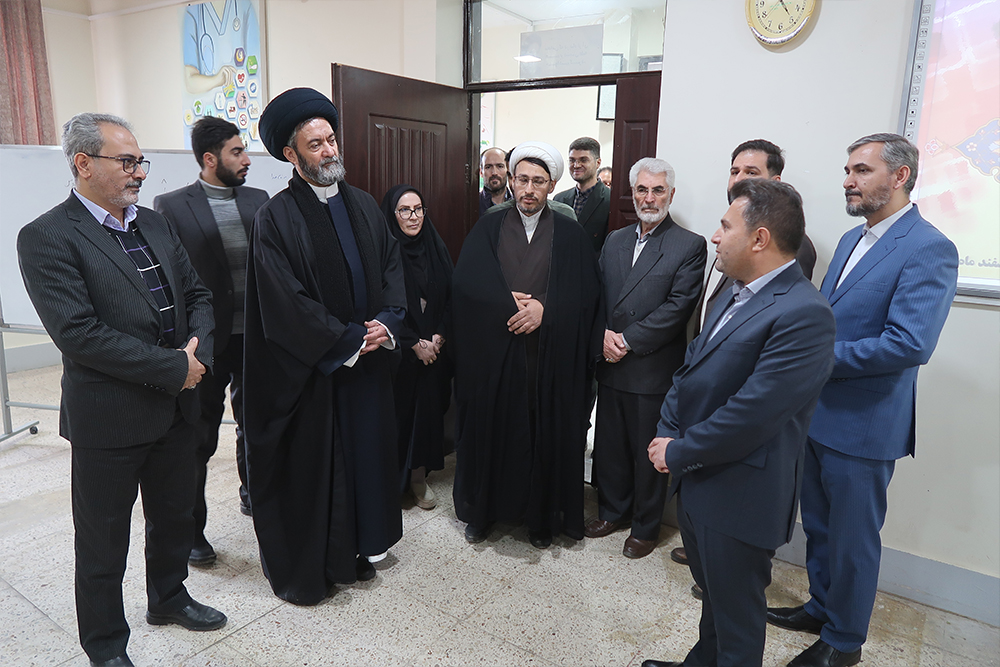 بازدید امام جمعه اردبیل از کانون فرهنگی تربیتی الغدیر