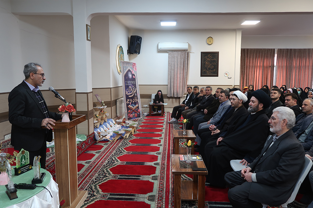 بازدید امام جمعه اردبیل از کانون فرهنگی تربیتی الغدیر