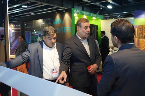 برپایی غرفه سامانه هوشمند امداد در نمایشگاه بین‌المللی الکامپ  (2)    1403/04/12