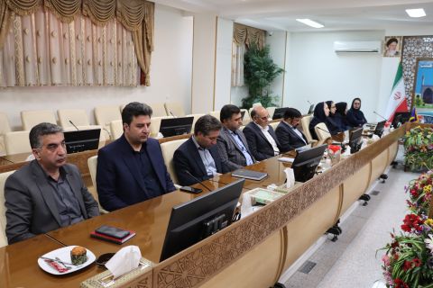 تقدیر از بانک های عامل برتر در کمک به توسعه اشتغال نیازمندان 1403/04/17