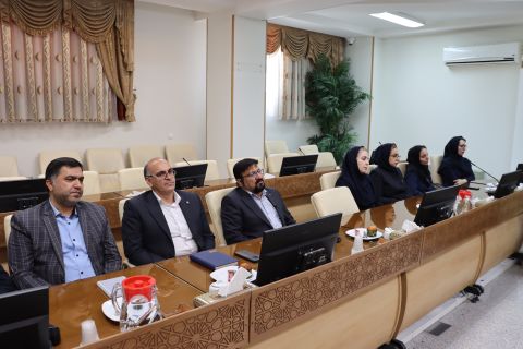 تقدیر از بانک های عامل برتر در کمک به توسعه اشتغال نیازمندان 1403/04/17
