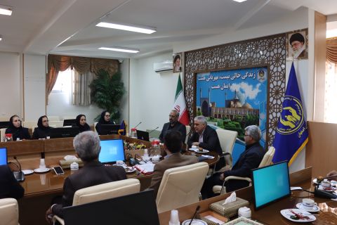تقدیر از بانک های عامل برتر در کمک به توسعه اشتغال نیازمندان 1403/04/17