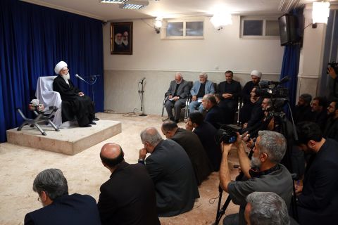 نشست سراسری مدیران کمیته امداد امام خمینی(ره)   (2)    1403/04/20