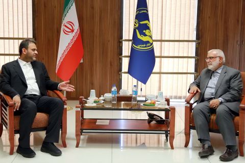 دیدار رئیس کمیته امداد با نمایندگان مجلس شورای اسلامی 1402/05/01