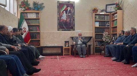 دیدار رئیس کمیته امداد با مددجویان شهرستان فیروزکوه  1403/05/04