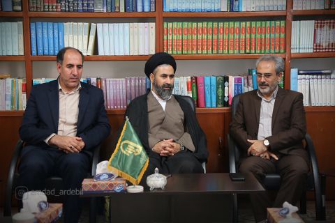 ملاقات مردمی مدیرکل کمیته امداد استان اردبیل در شهرستاان خلخال1403/05/20