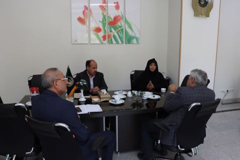 دیدار مدیرکل کمیته امداد استان اصفهان با نماینده مردم مبارکه در مجلس شورای اسلامی 1403/06/10