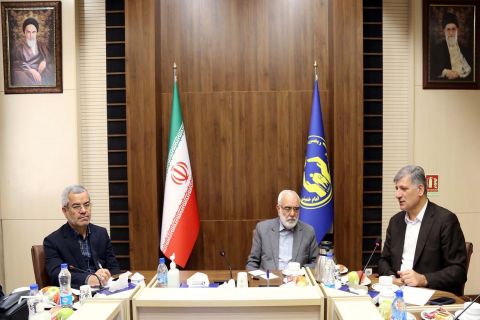 دیدار  رئیس کمیته امداد با مجمع نمایندگان استان گیلان   1403/06/26