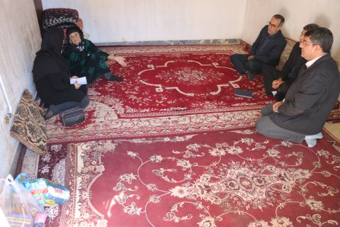 گزارش تصویری- سرکشی  از مددجویان سالمند ایلام به مناسبت روز سالمندان