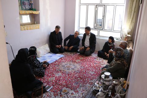 گزارش تصویری- سرکشی  از مددجویان سالمند ایلام به مناسبت روز سالمندان