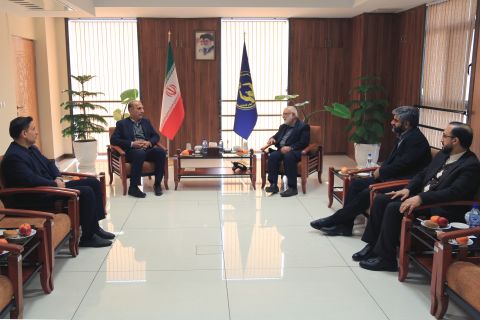 دیدار سید مرتضی بختیاری با نمایندگان مجلس 1403/10/10