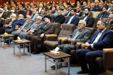 مراسم تجدید میثاق امدادگران کمیته امداد با آرمان های بنیانگذار کبیر انقلاب اسلامی 1403/11/17