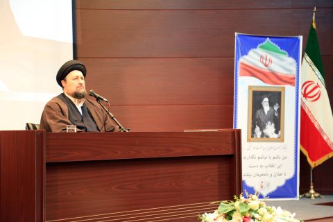 مراسم تجدید میثاق امدادگران کمیته امداد با آرمان های بنیانگذار کبیر انقلاب اسلامی 1403/11/17