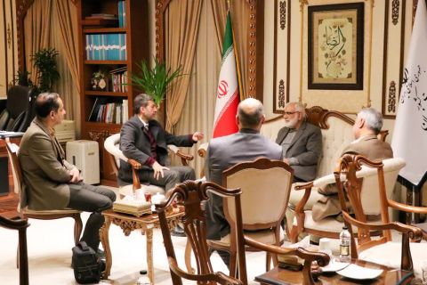 رئیس کمیته امداد کشور با استاندار اصفهان دیدار کرد 1403/11/18