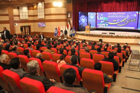 جشن خودکفایی سه هزار خانواده توانمند شده استان هرمزگان   1403/12/01