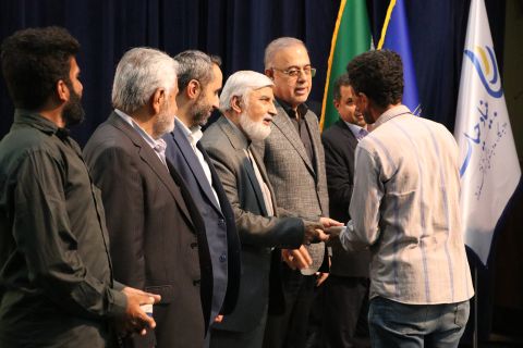 جشن خودکفایی سه هزار خانواده توانمند شده استان هرمزگان   1403/12/01