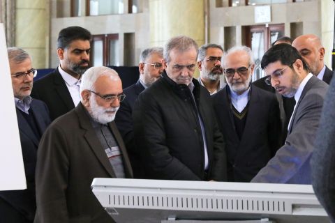 جشن توانمند سازی ( بلندای همت ) با حضور رئیس جمهور سه شنبه  1403/12/14 برگزار شد 