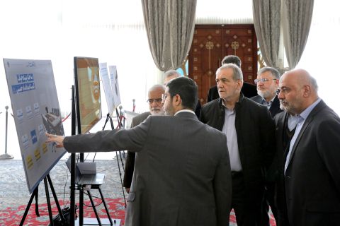 جشن توانمند سازی ( بلندای همت ) با حضور رئیس جمهور سه شنبه  1403/12/14 برگزار شد 