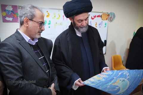 گزارش تصویری بازدید امام جمعه اردبیل از کانون فرهنگی تربیتی الغدیر1403/12/17