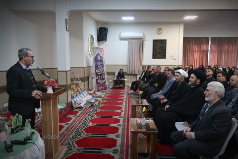 گزارش تصویری بازدید امام جمعه اردبیل از کانون فرهنگی تربیتی الغدیر1403/12/17