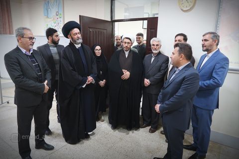 گزارش تصویری بازدید امام جمعه اردبیل از کانون فرهنگی تربیتی الغدیر1403/12/17