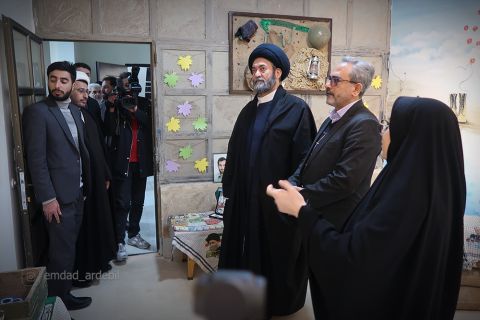 گزارش تصویری بازدید امام جمعه اردبیل از کانون فرهنگی تربیتی الغدیر1403/12/17