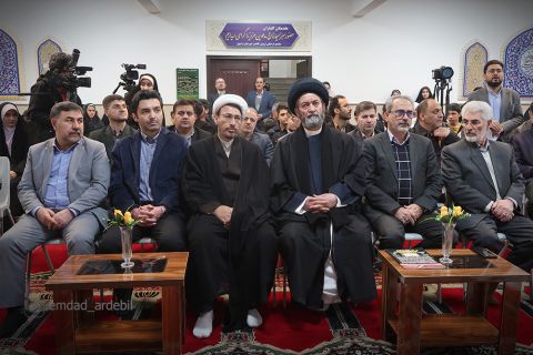 گزارش تصویری بازدید امام جمعه اردبیل از کانون فرهنگی تربیتی الغدیر1403/12/17