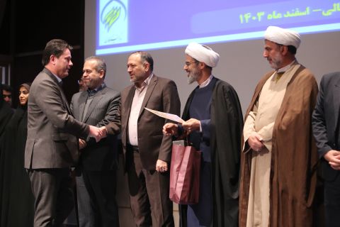 گزارش تصویری- آیین تجلیل از مراکز نیکوکاری خراسان شمالی با حضور قائم مقام کمیته امداد-اسفند ماه 1403