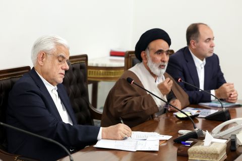 دیدار اعضای «شورای مركزی زكات» با معاون اول رئيس‌جمهور  1403/12/21