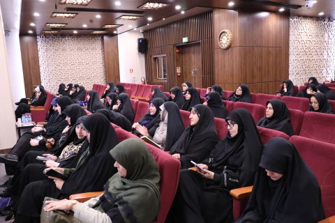 نشست تخصصی مشاوران امور بانوان دستگاه‌های اجرایی کشور به میزبانی کمیته امداد 1404/01/31