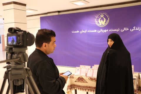 نشست تخصصی مشاوران امور بانوان دستگاه‌های اجرایی کشور به میزبانی کمیته امداد 1404/01/31