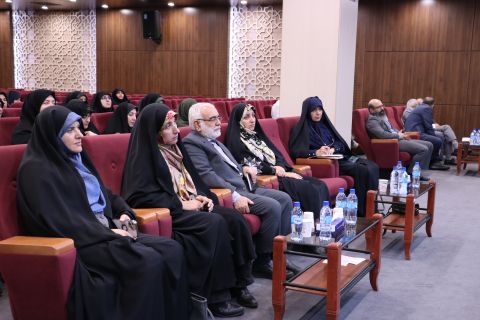 نشست تخصصی مشاوران امور بانوان دستگاه‌های اجرایی کشور به میزبانی کمیته امداد 1404/01/31