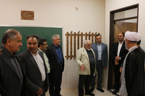 افتتاح هنرستان دخترانه سردار شهید حاج قاسم سلیمانی در اردستان1404/02/03