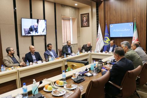 تفاهم نامه کمیته امداد و شرکت گلرنگ 1404/02/14