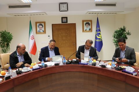تفاهم نامه همکاری کمیته امداد و شرکت شایان دیزل1404/02/14