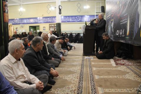 امام خمینی (ره) شخصیتی بی نظیر و تاریخ ساز بود .