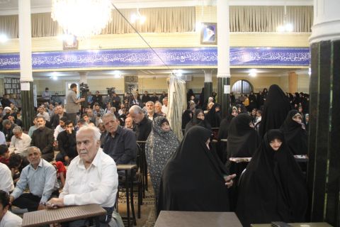 امام خمینی (ره) شخصیتی بی نظیر و تاریخ ساز بود .