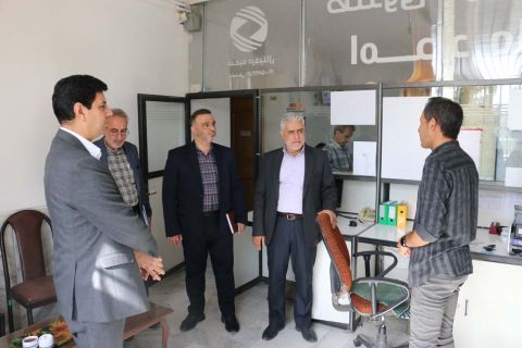 بازدید مدیرکل کمیته امداد استان اصفهان از روند فعالیت های این نهاد در شهرستان مبارکه 1404/03/21