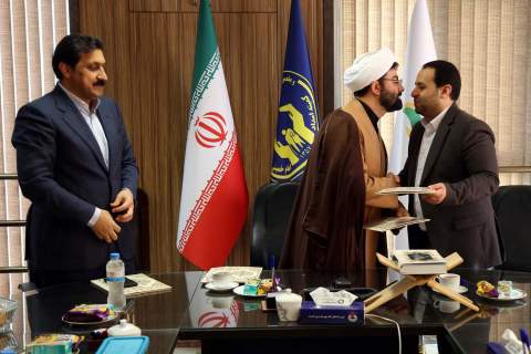 تفاهم نامه کمیته امداد با مهارتکده خرد بینا و گروه آموزشی ماهان1404/05/21