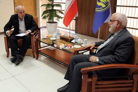 دیدار رئیس کمیته امداد با نمایندگان شهر رشت 1404/06/16